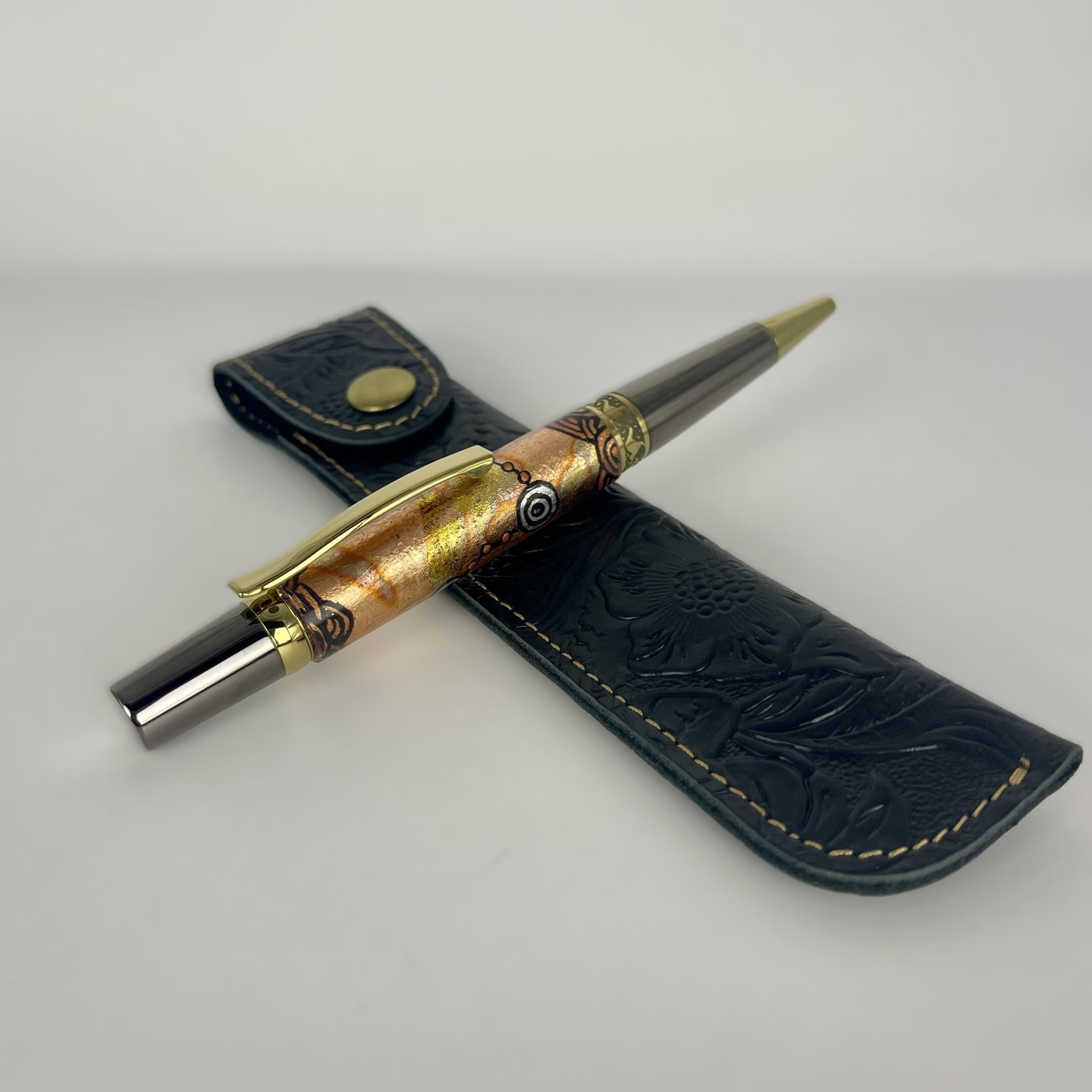 Executive Sierra Australiana Ball point Hand painted Aboriginal Art Pen with Kangaroo band