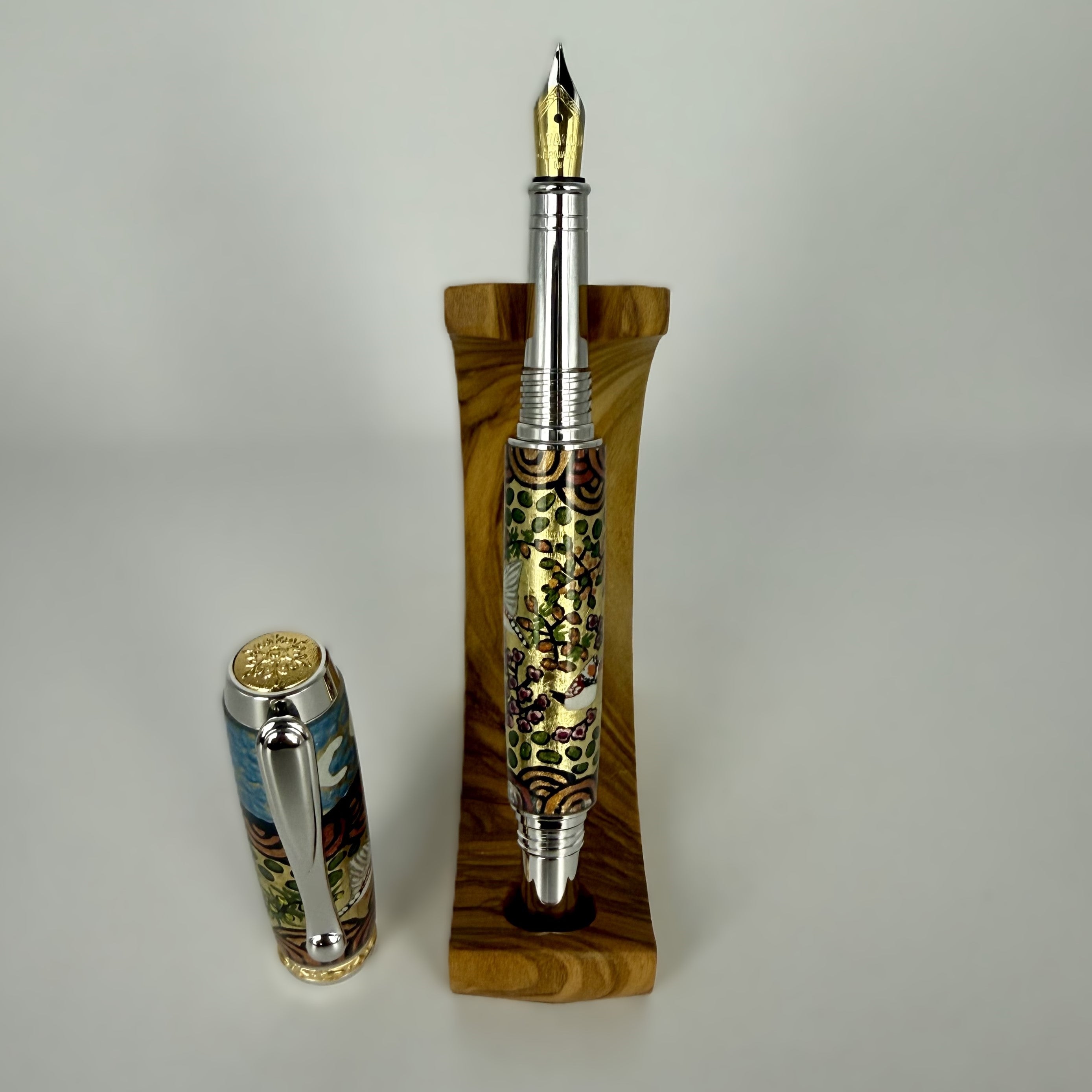 Jr Statesman II Postable Fountain Pen with Hand painted Aboriginal Art