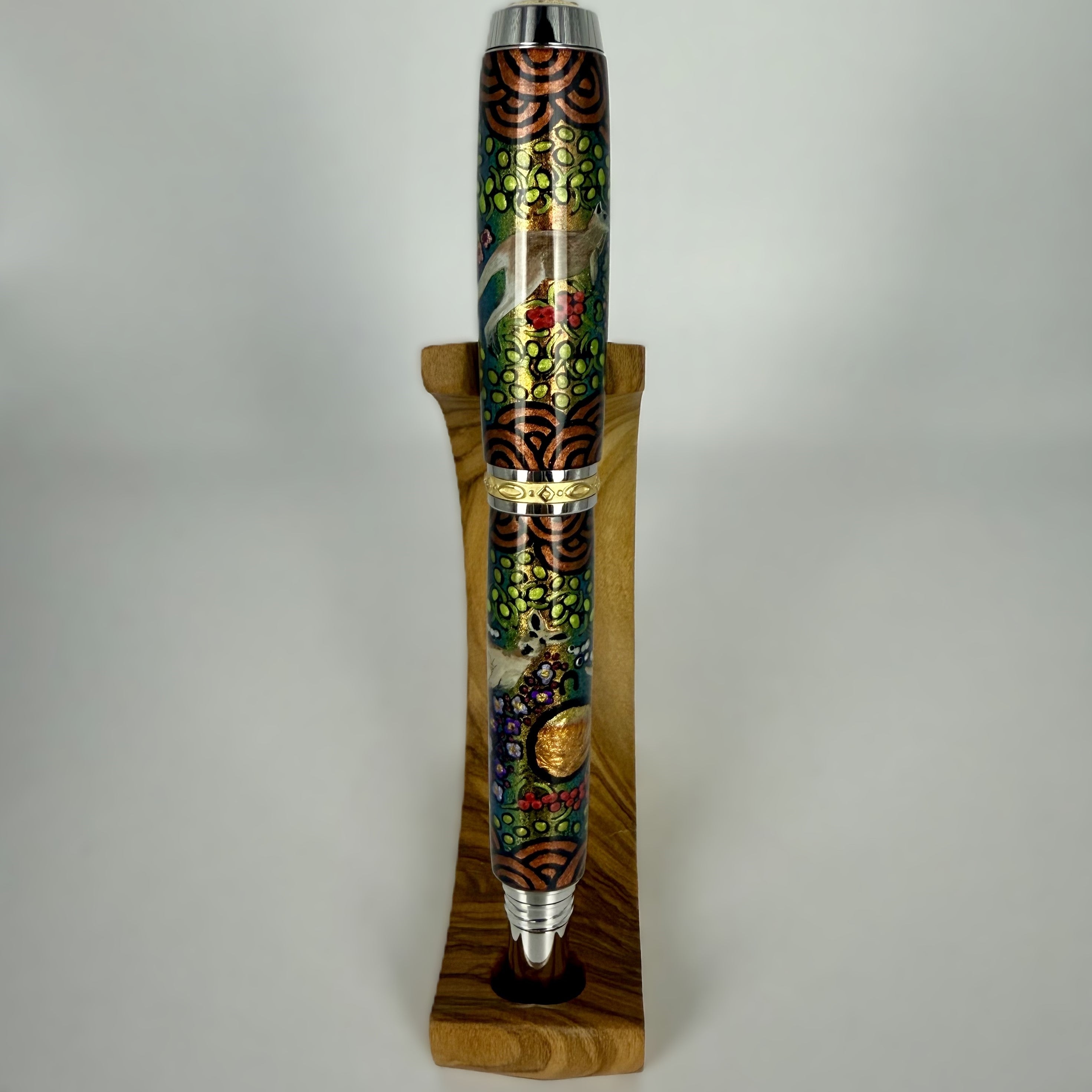Jr Statesman II Postable Fountain Pen with Hand painted Aboriginal Art