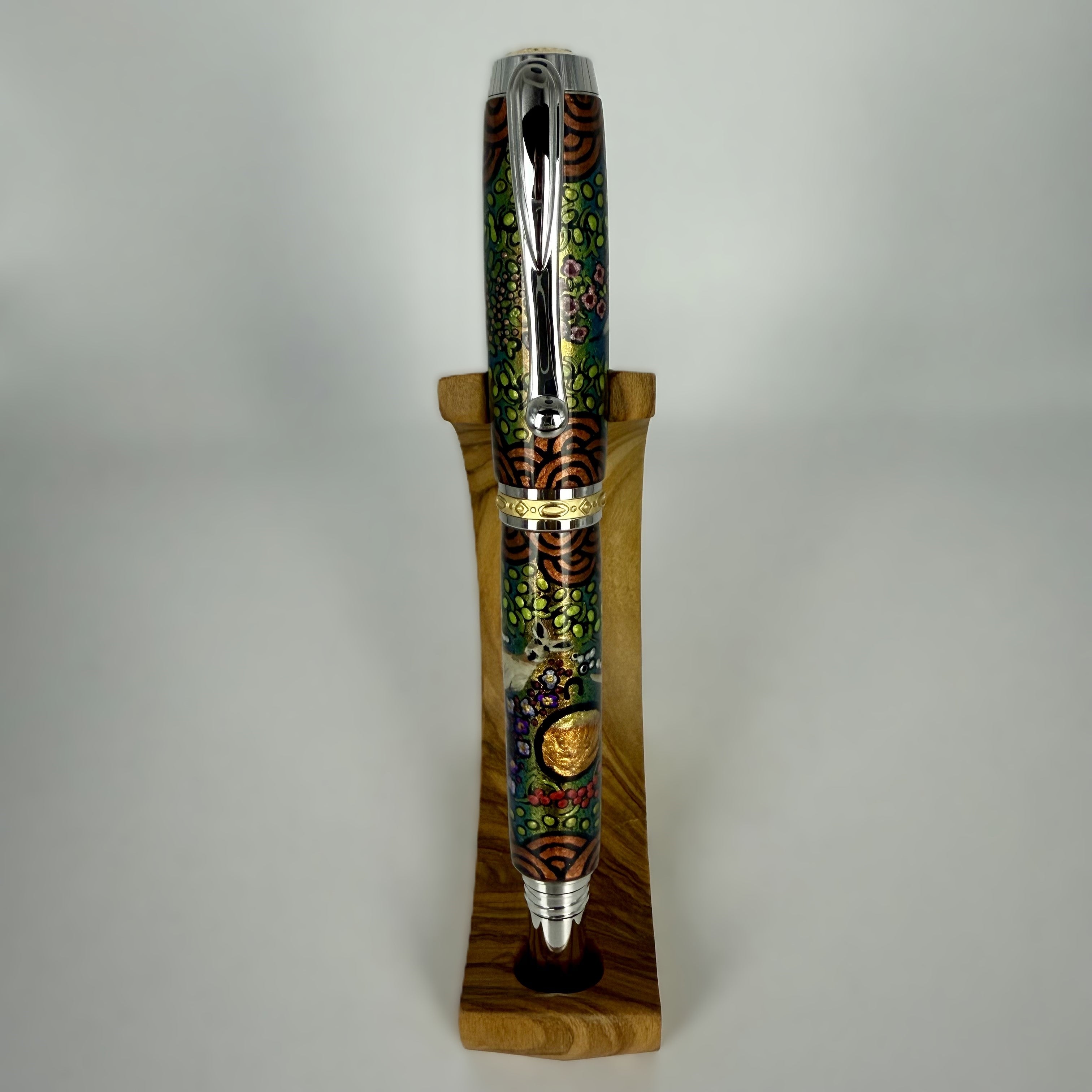 Jr Statesman II Postable Fountain Pen with Hand painted Aboriginal Art