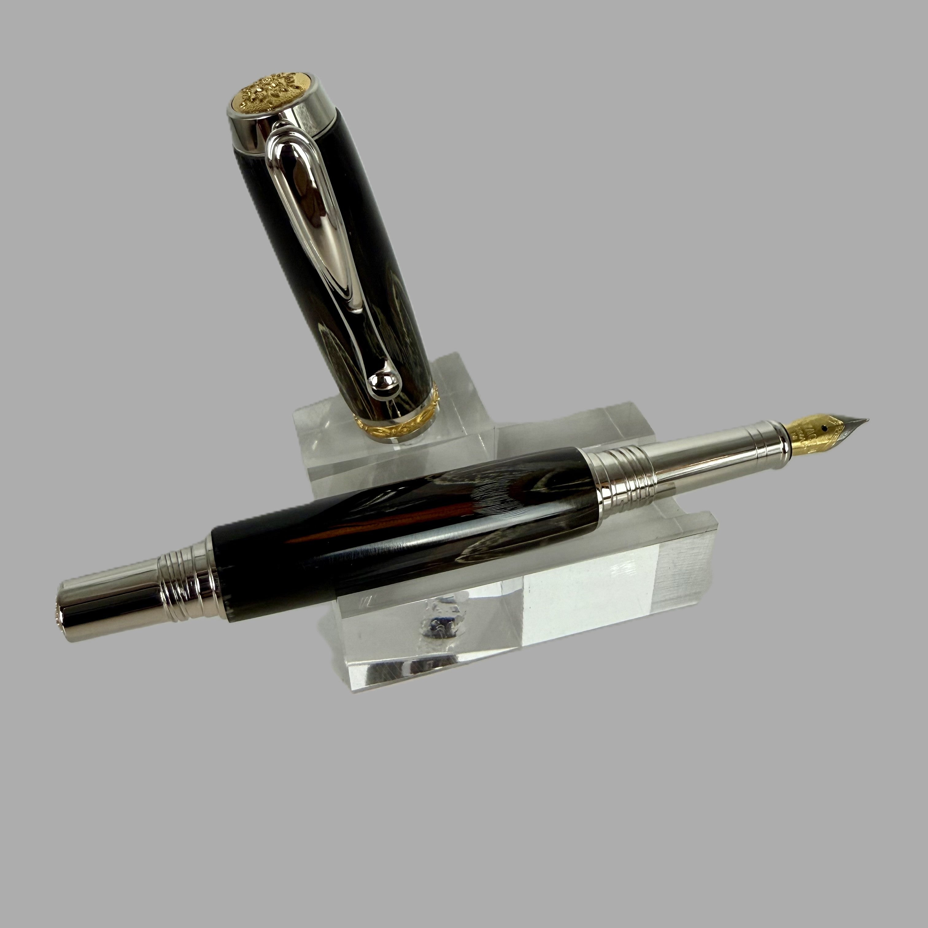 Jr Statesman II Fountain Feathers Pens