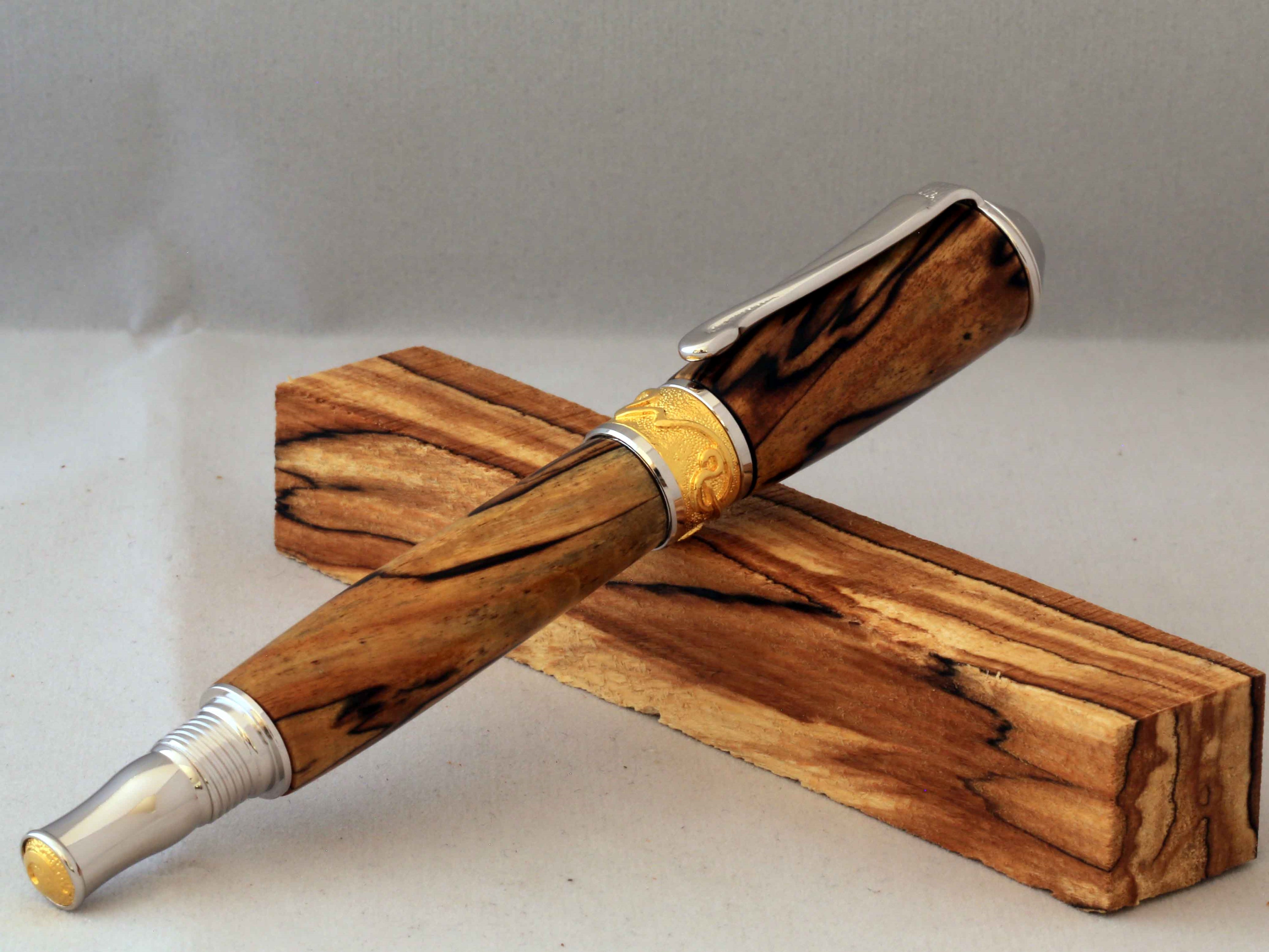 Nouveau Sceptre Fountain Timber Pens